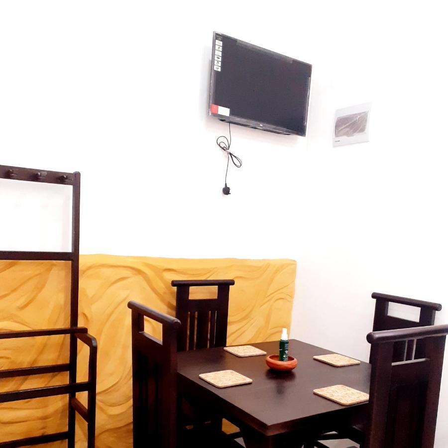 Dihini Villa Unawatuna Esterno foto